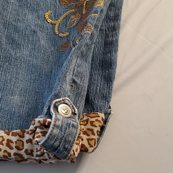 Cheetah Girls blue jeans shorts w/ cheetah designs - Picture 4 of 13